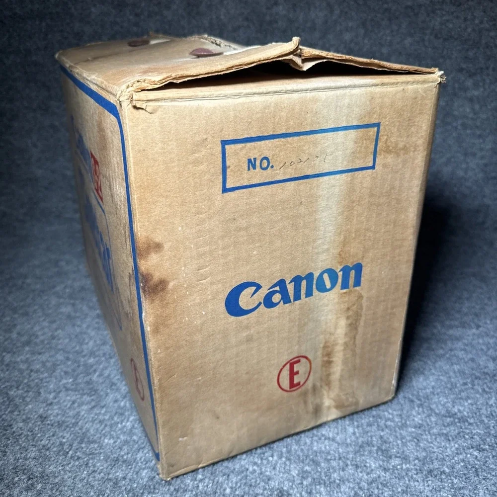 Canon P-8 Cine‎ Star S-2 w/Accessories & Box READ